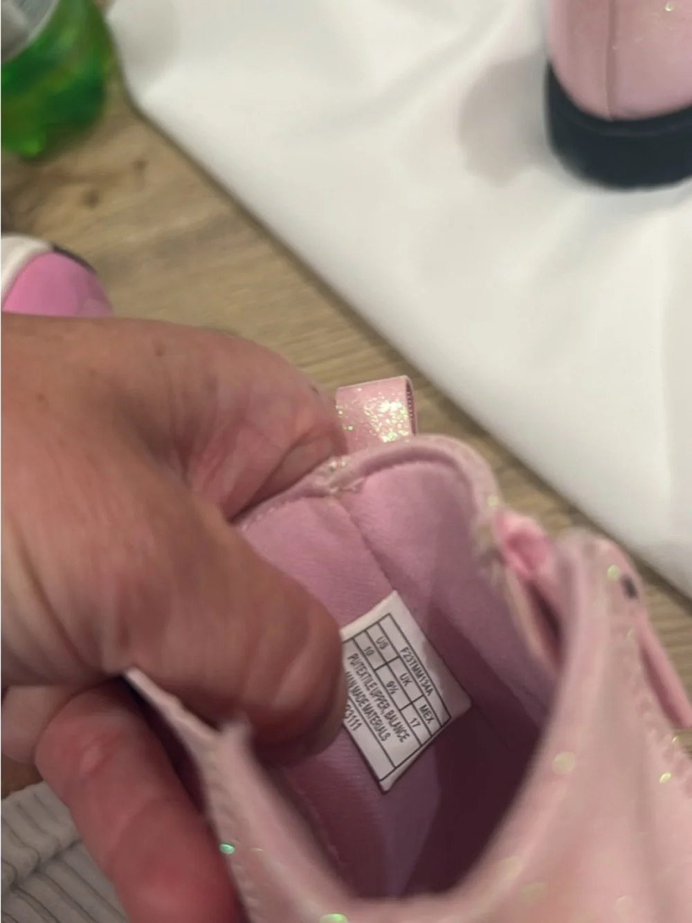 Minnie Mouse pink glittery toddler boots